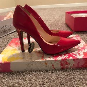 Jessica Simpson red heels size 7